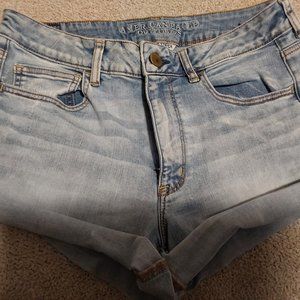 AMERICAN EAGLE SUPER STRETCH SHORTS